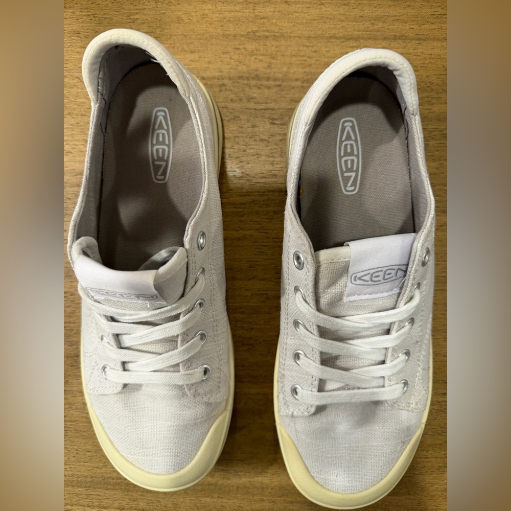 Keen - White Canvas Sneakers with Yellow Sole and Navy Trim - 8 - Picture 4 of 8